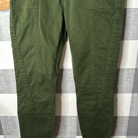 By Anthropologie Green Pants - Picture 7 of 7